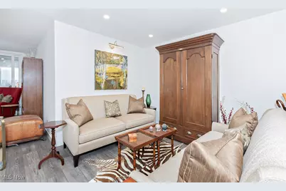 25801 Lake Shore Boulevard #112, Euclid, OH 44132 - Photo 4