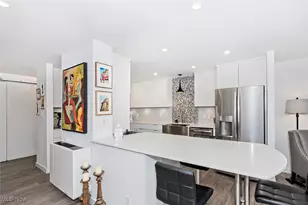 25801 Lakeshore Blvd, Euclid, OH 44132 - Photo 16