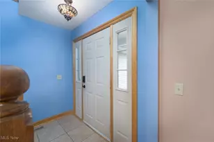 1426 Cherry Wood Cir, Wadsworth, OH 44281 - Photo 6