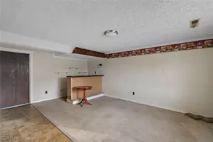 4542 Camelot Cir, Green, OH 44685 - Photo 12