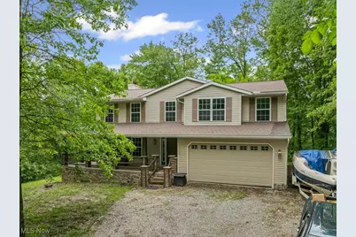 13109 Edison Street NE, Alliance, OH 44601 - Photo 2