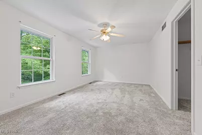 13109 Edison Street NE, Alliance, OH 44601 - Photo 20