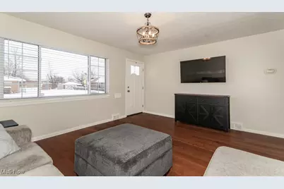 30812 Ronald Drive, Willowick, OH 44095 - Photo 4