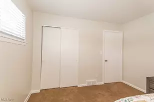 30812 Ronald Dr, Willowick, OH 44095 - Photo 18