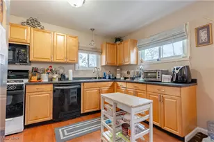 2863 Archwood Pl, Cuyahoga Falls, OH 44221 - Photo 6