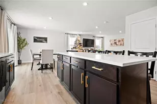 214 Leather Leaf Dr, Elyria, OH 44035 - Photo 4