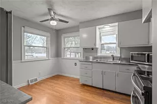 568 Stevenson Ave, Akron, OH 44312 - Photo 10