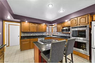 250 Schocalog Road, Akron, OH 44313 - Photo 24