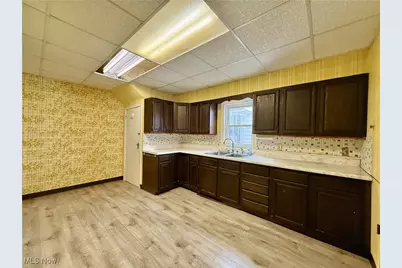 851 Ohio Avenue, East Liverpool, OH 43920 - Photo 12