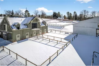 8830 Mentor Road, Chardon, OH 44060 - Photo 34