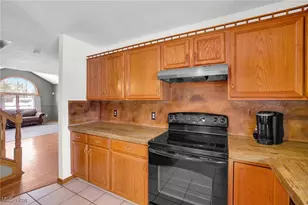 2307 Wittenburg St, Louisville, OH 44641 - Photo 16