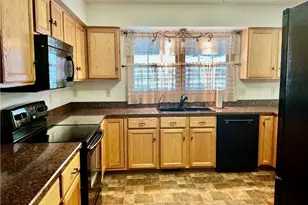 703 Beverly Ave, Canal Fulton, OH 44614 - Photo 4