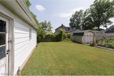 944 Donald Avenue, Akron, OH 44306 - Photo 6
