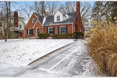 627 Greenwood Avenue, Akron, OH 44320 - Photo 2