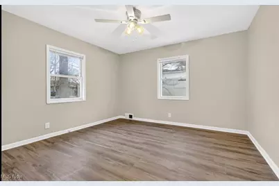 627 Greenwood Avenue, Akron, OH 44320 - Photo 32