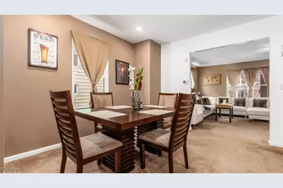 914 Taylor Avenue, Cambridge, OH 43725 - Photo 6