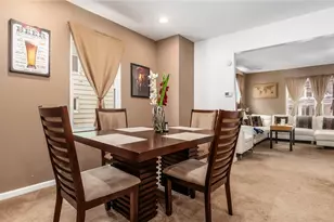 914 Taylor Ave, Cambridge, OH 43725 - Photo 6