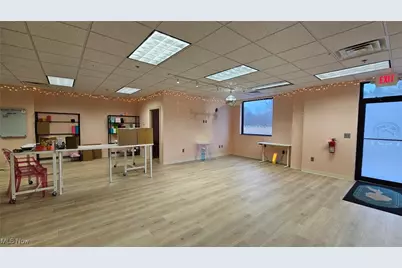 822 Kumho Drive #103, Fairlawn, OH 44333 - Photo 12