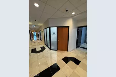 822 Kumho Drive #101/104, Fairlawn, OH 44333 - Photo 10