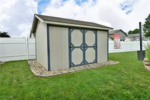 5089 Winslow Dr, Mineral Ridge, OH 44440 - Photo 46