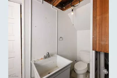 1002 S Broadway Street, New Philadelphia, OH 44663 - Photo 30