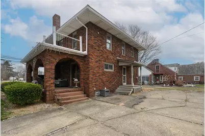 1002 S Broadway Street, New Philadelphia, OH 44663 - Photo 4