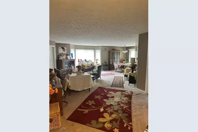 365 Village Pointe Drive #A, Akron, OH 44313 - Photo 2