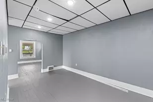 3360 West St, Weirton, WV 26062 - Photo 8