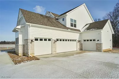 1166 Reserve Boulevard, Wadsworth, OH 44281 - Photo 4