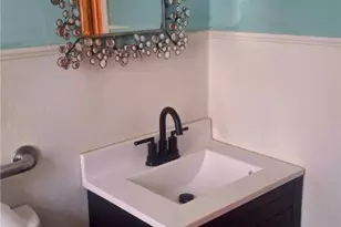 4307 W 138th St, Loveland, OH 44135 - Photo 2