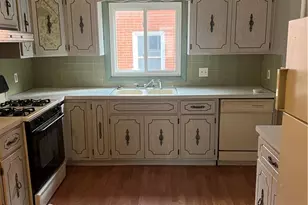 4902 E 109th St, Garfield Heights, OH 44125 - Photo 14