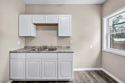 896 E 143rd Street, Loveland, OH 44110 - Photo 12