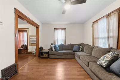 2240 12th Street SW, Akron, OH 44314 - Photo 6