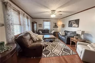 202 Forest Dr, Parkersburg, WV 26104 - Photo 10