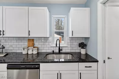 845 Charles Street, Willowick, OH 44095 - Photo 14