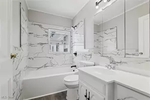 1937 Highlawn Ave, Youngstown, OH 44509 - Photo 10