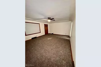 435 Manchester Avenue, Youngstown, OH 44509 - Photo 2