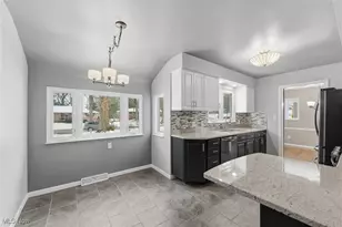 3031 Morewood Rd, Fairlawn, OH 44333 - Photo 14