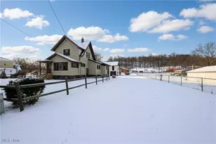 1508 Roanoke Ave, Uhrichsville, OH 44683 - Photo 4