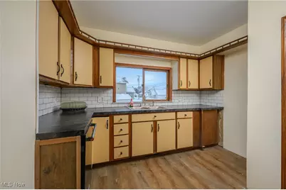 1508 Roanoke Avenue, Uhrichsville, OH 44683 - Photo 12