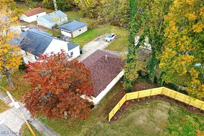 1524 Vernon Avenue NW, Warren, OH 44483 - Photo 2