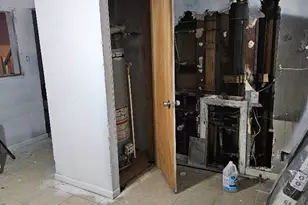 25650 Richards Ave, Euclid, OH 44132 - Photo 6