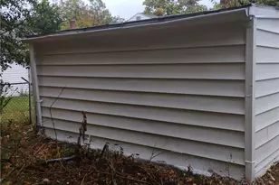 25650 Richards Ave, Euclid, OH 44132 - Photo 2