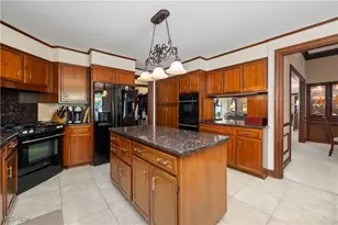 1711 Willow Dr, Sandusky, OH 44870 - Photo 12