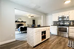 21 Cherry Hills Dr, Belpre, OH 45714 - Photo 10