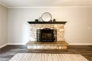 21 Cherry Hills Dr, Belpre, OH 45714 - Photo 12