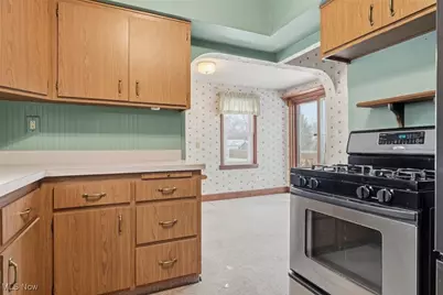 6352 Crossview Road, Green Hills, OH 44131 - Photo 16