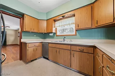 6352 Crossview Road, Green Hills, OH 44131 - Photo 14