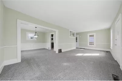 437 Erie Street, Barberton, OH 44203 - Photo 16