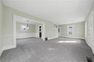 437 Erie St, Barberton, OH 44203 - Photo 16